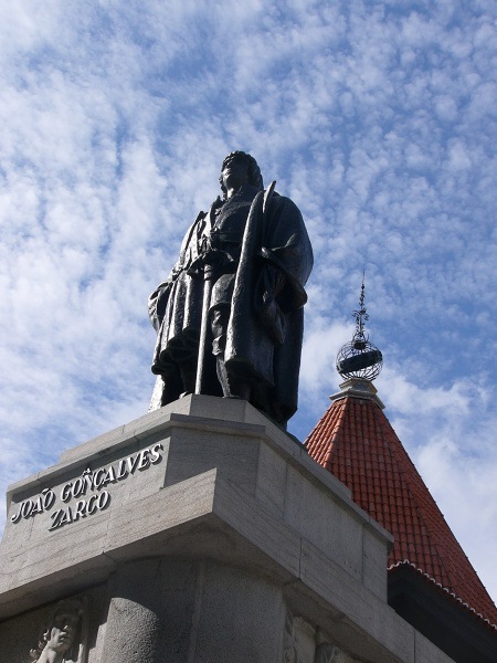 Sochy vzneen